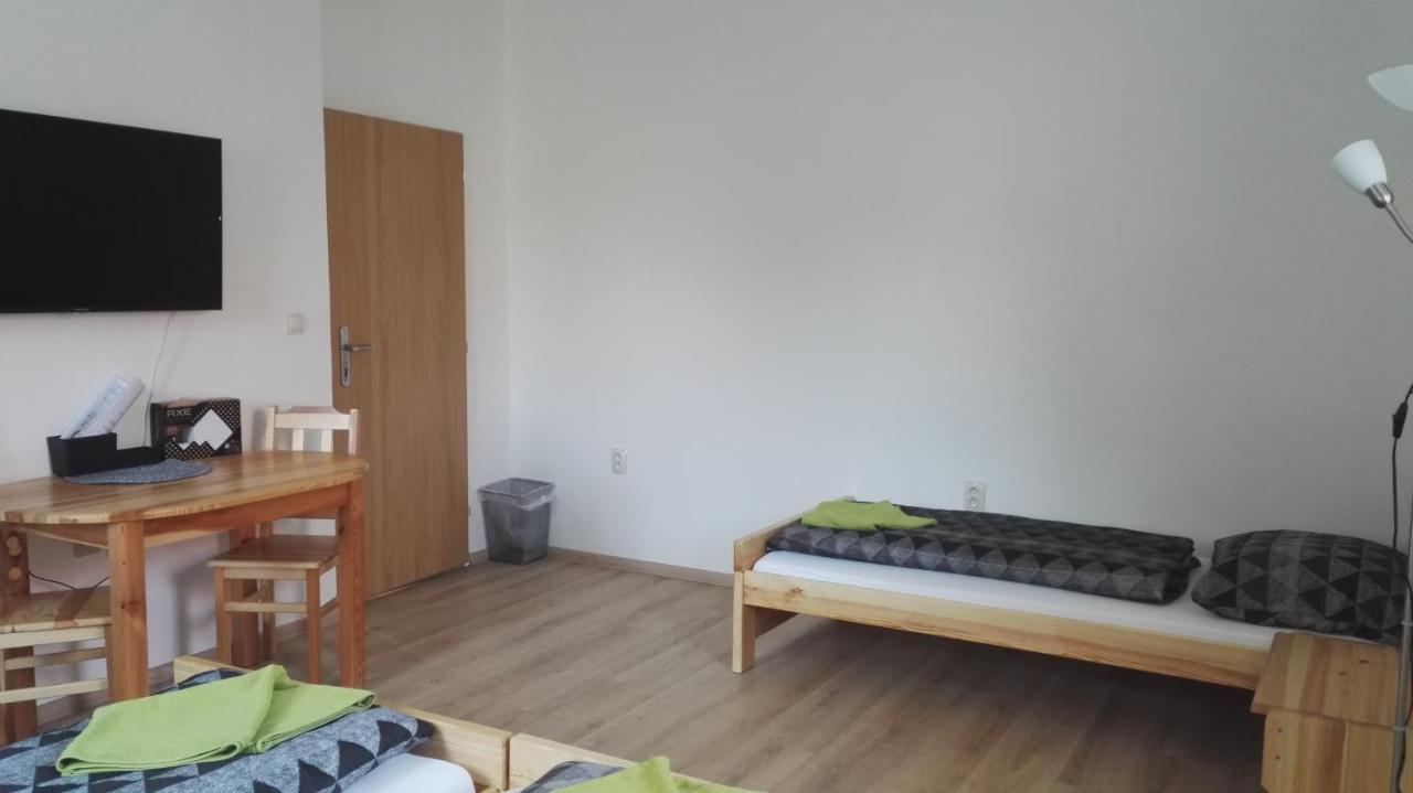 Apartmany Opolany エクステリア 写真