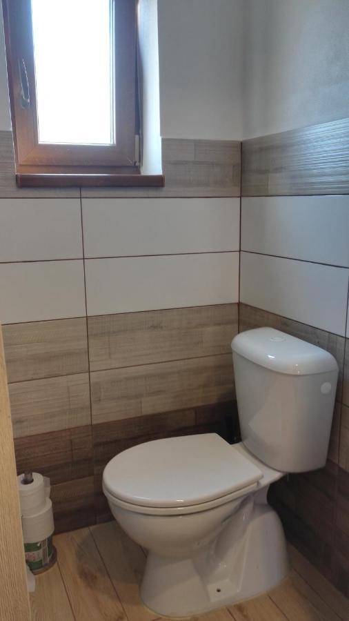 Apartmany Opolany エクステリア 写真